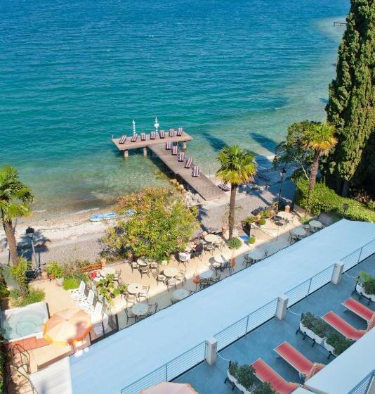 带河湖景观的轻年套房, Beach Hotel Du Lac Malcesine