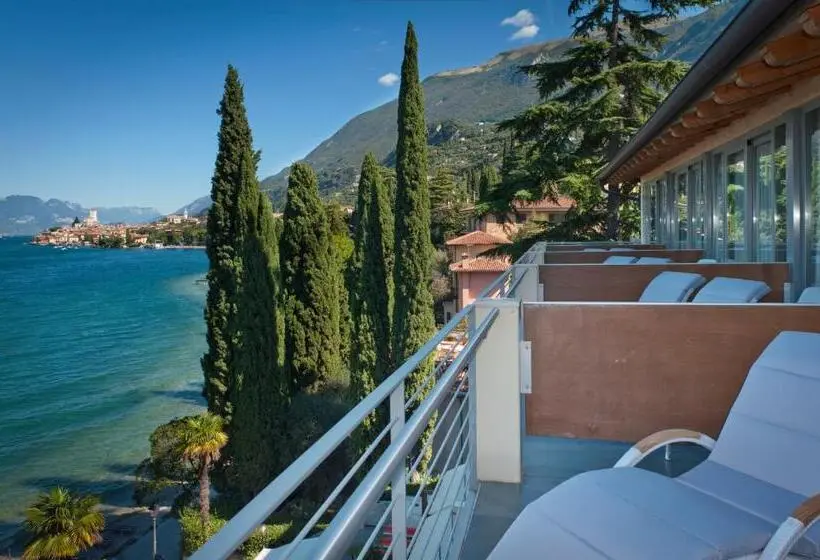 Superior room with lake view, Beach Hotel Du Lac Malcesine