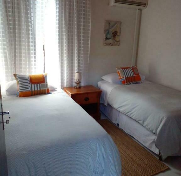 اتاق خانوادگی, La Atrevida