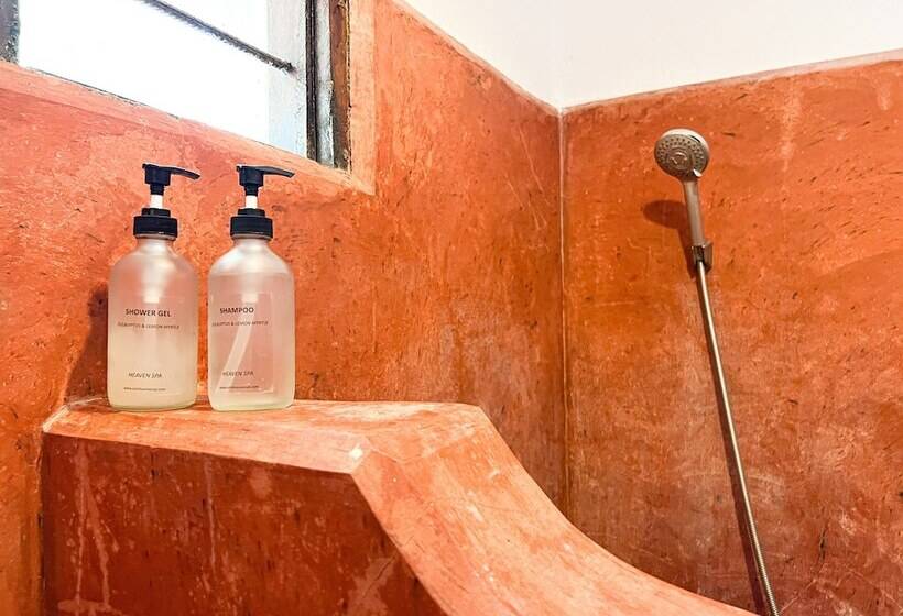 Triple Room Sea View, Pili Pili Beach Bungalows