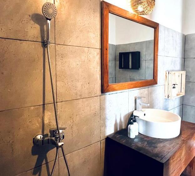 Номер Deluxe Вид на Море, Pili Pili Beach Bungalows