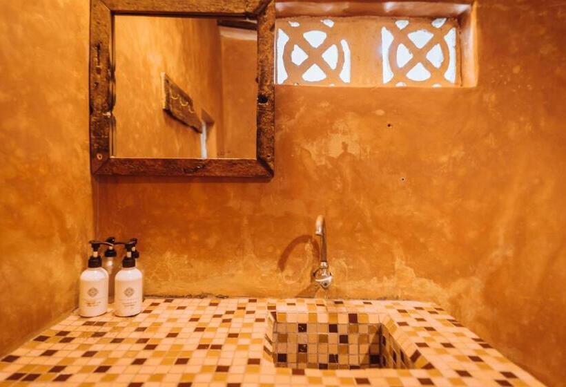 Четырехместный Номер Стандарт Вид на Сад, Pili Pili Beach Bungalows