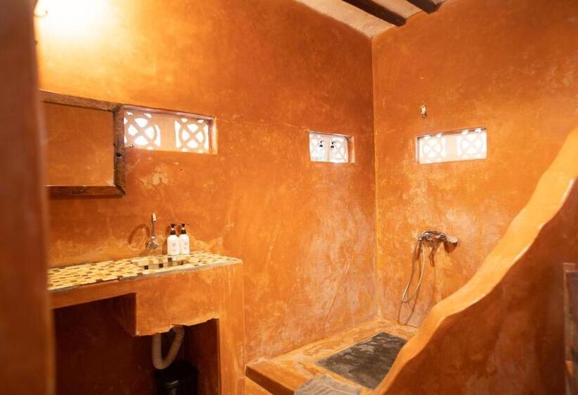 Четырехместный Номер Стандарт Вид на Сад, Pili Pili Beach Bungalows