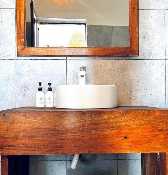 Номер Deluxe Вид на Море, Pili Pili Beach Bungalows