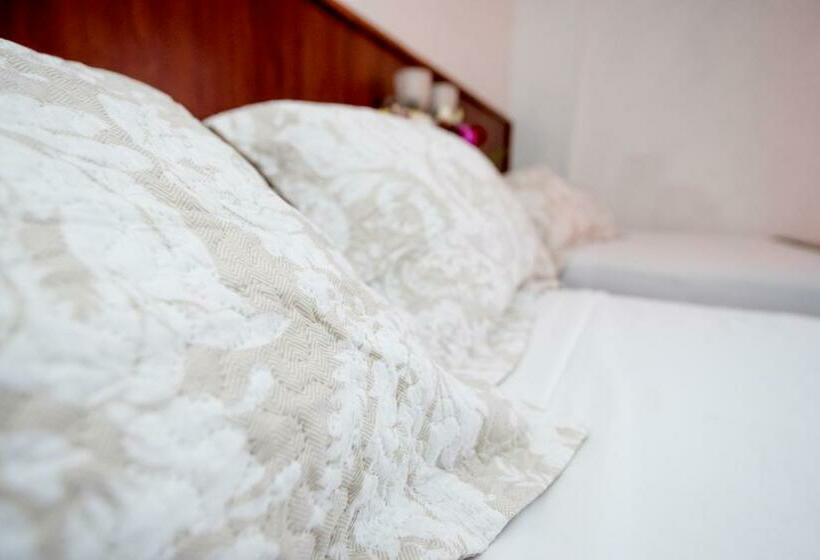 חדר סטנדרט, Acapulco