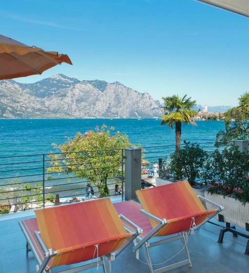 带河湖景观的轻年套房, Beach Hotel Du Lac Malcesine