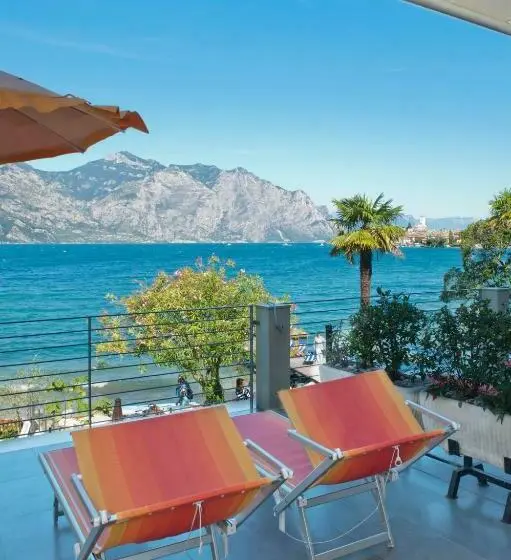 湖の見えるジュニアスイート, Beach Hotel Du Lac Malcesine