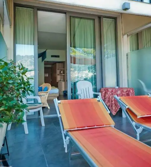 湖の見えるジュニアスイート, Beach Hotel Du Lac Malcesine