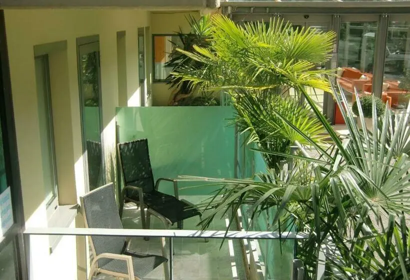 バルコニー付きスタンダードルーム, Beach Hotel Du Lac Malcesine