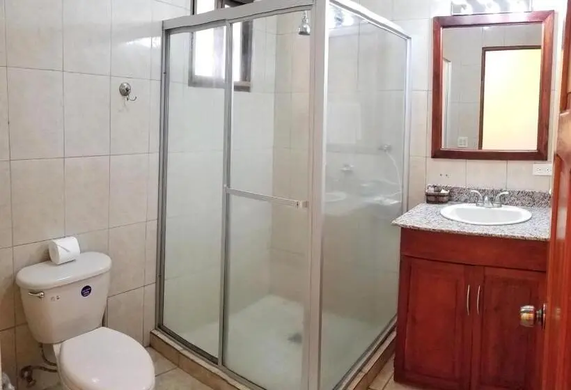 اتاق استاندارد چهار تخته, Casa Guardia Panama