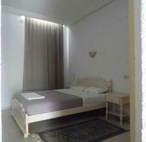 اتاق استاندارد یک نفره, Hôtel Medina