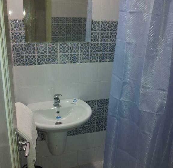 اتاق استاندارد یک نفره, Hôtel Medina