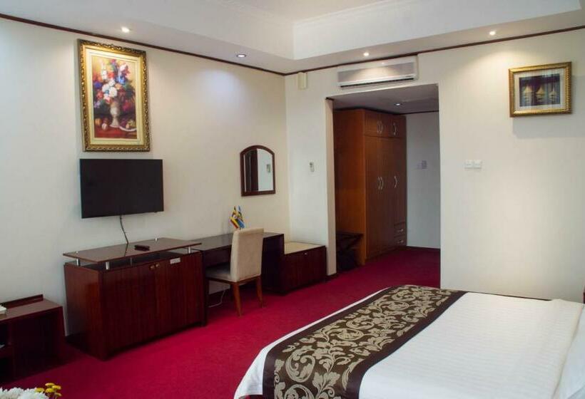اتاق لوکس خانوادگی, Lake View Resort