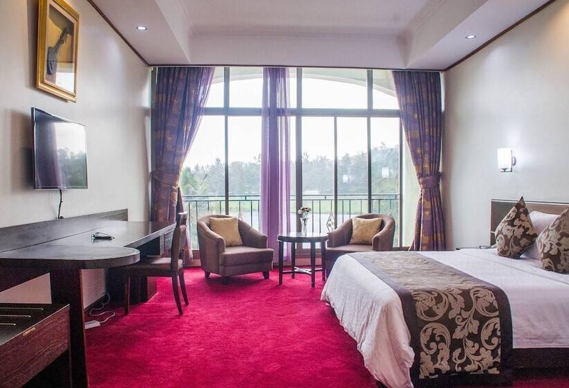 سوییت لوکس, Lake View Resort