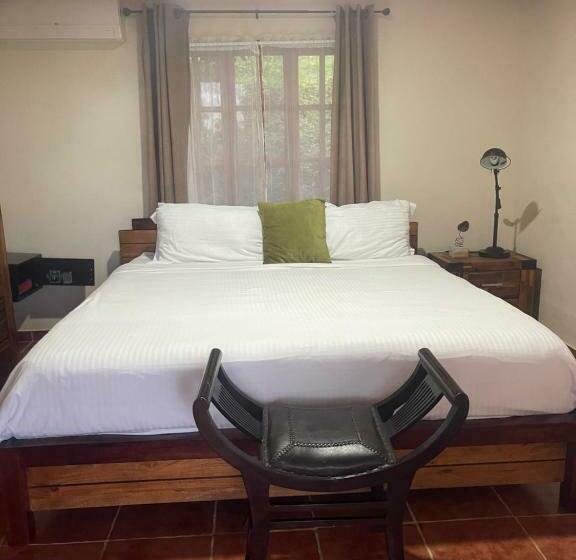 스탠다드 룸 킹사이즈 침대, Sol Y Mar