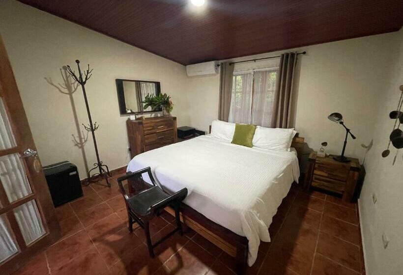 스탠다드 룸 킹사이즈 침대, Sol Y Mar