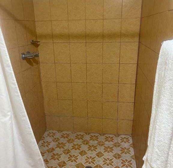 4인용 스탠다드 룸, Sol Y Mar