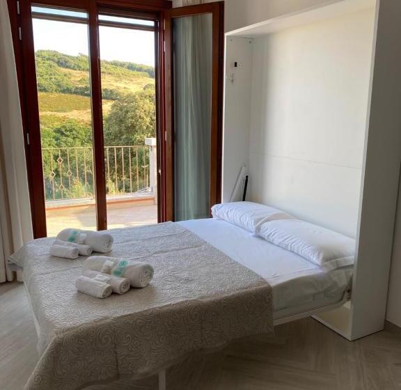 テラス付き１ベッドルームアパートメント, Sorgente