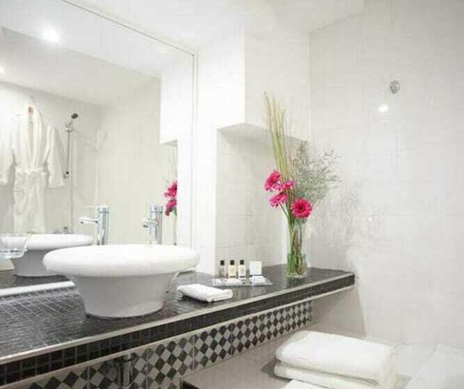 غرفة قياسية ثلاثية, Spa Hotel La Réserve