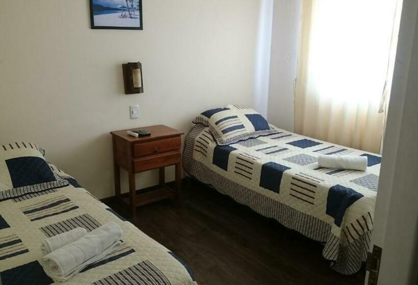 발코니가 있는 4인용 스탠다드 룸, Viola