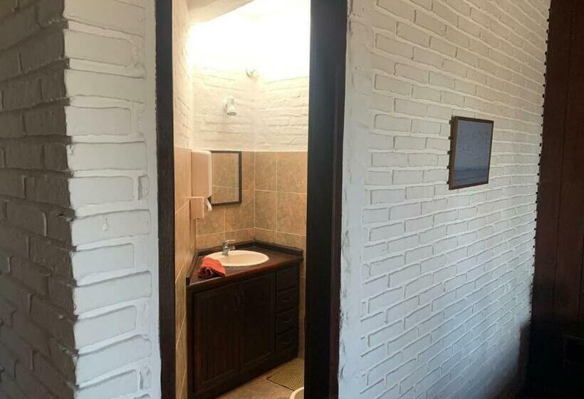 Семейный Номер, Piedra Alta Hostel & Suites