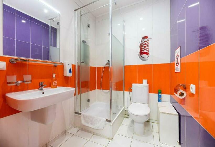 اتاق استاندارد, Guest House Golden Gate 911