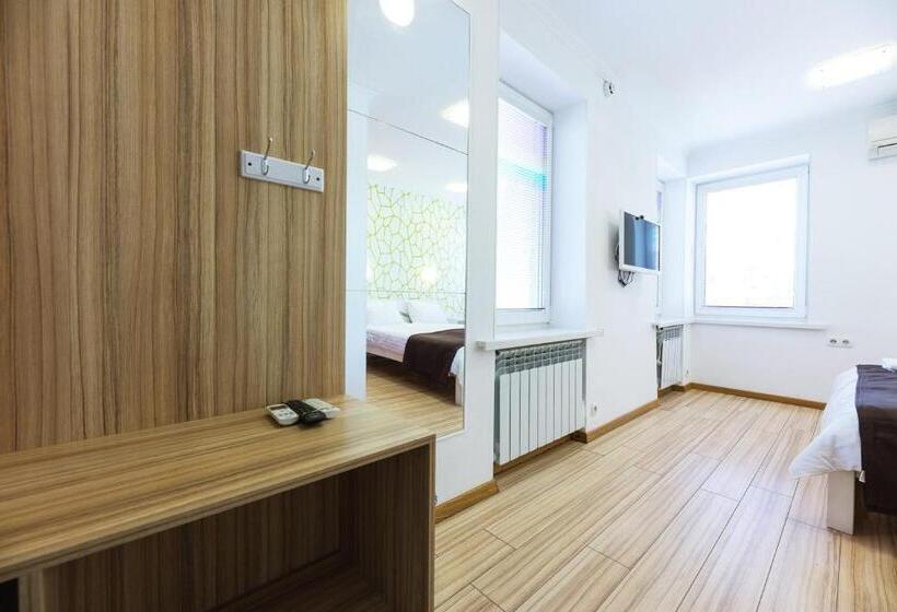 مجموعه ویستا شهر, Guest House Golden Gate 911