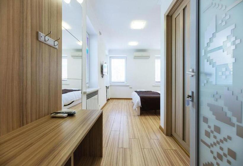 مجموعه ویستا شهر, Guest House Golden Gate 911