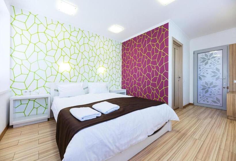 مجموعه ویستا شهر, Guest House Golden Gate 911