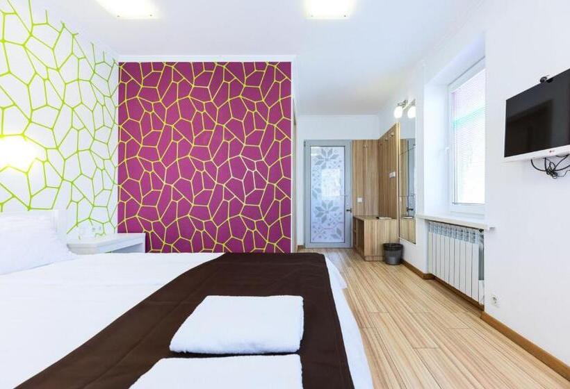 مجموعه ویستا شهر, Guest House Golden Gate 911