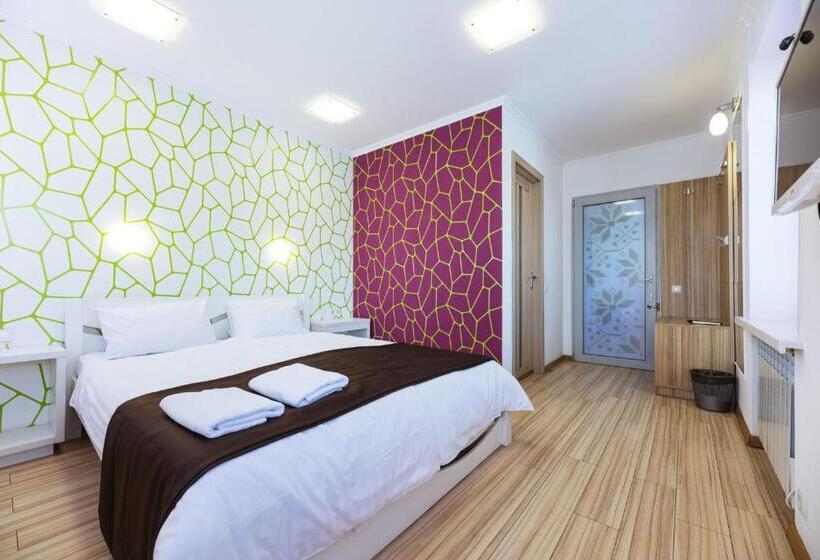 مجموعه ویستا شهر, Guest House Golden Gate 911