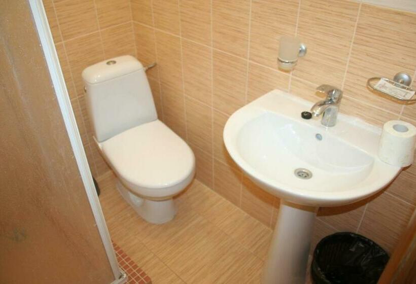 سرير فى غرفة مشتركه, Bike Hostel Dnepr