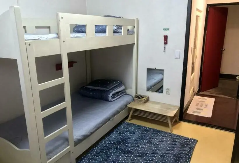 اتاق استاندارد, Doobaki Hostel