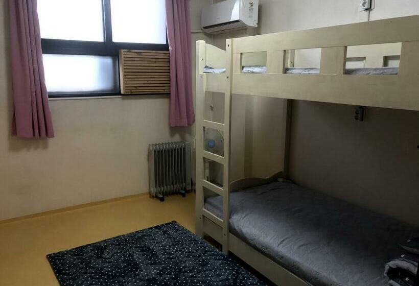 标准间, Doobaki Hostel