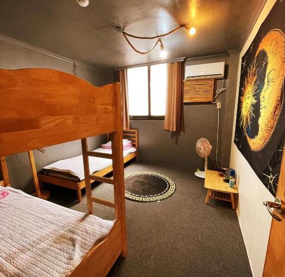 标准三人间, Doobaki Hostel