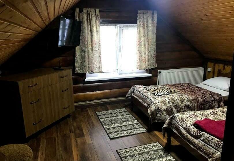 이코노미 룸, Fayniy Motel