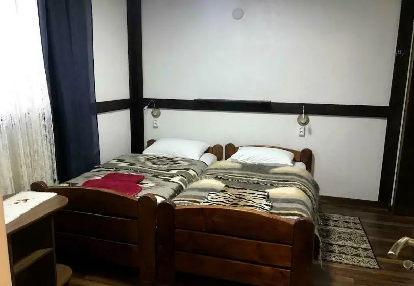 Standard Kolmen Hengen Huone, Fayniy Motel