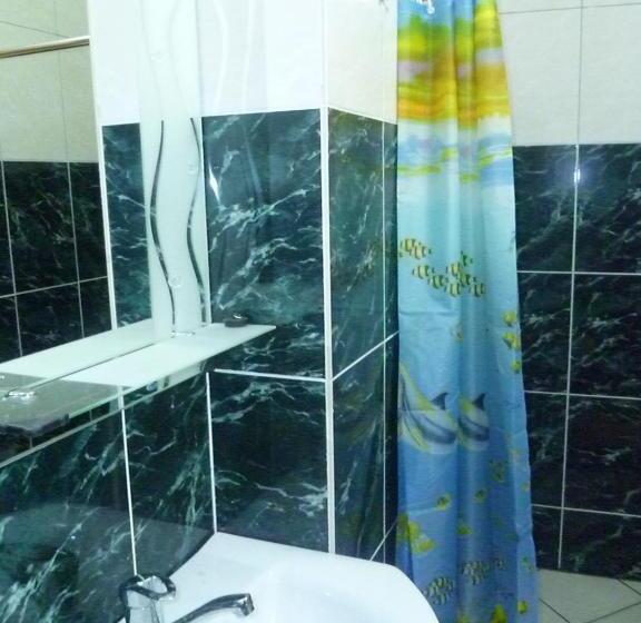 اتاق سوپریور سه تخته, Hostel Vitan