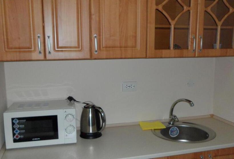 اتاق لوکس, Hostel Vitan