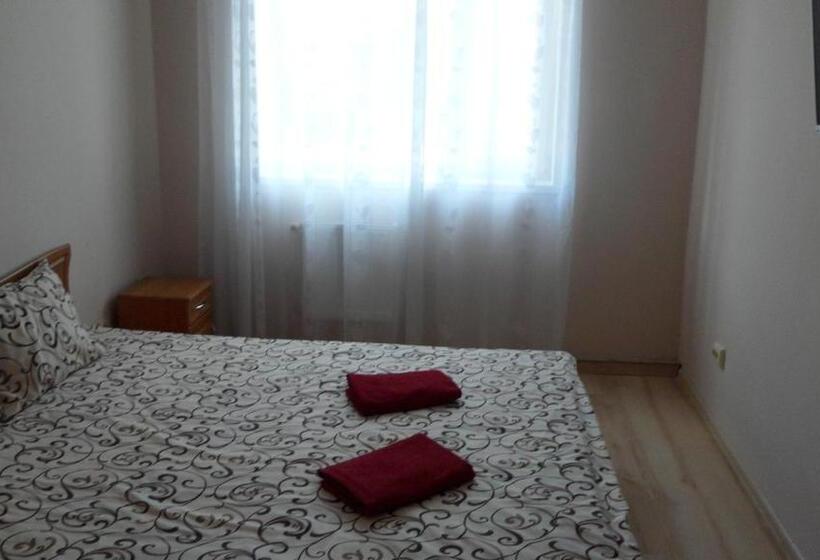 اتاق لوکس, Hostel Vitan