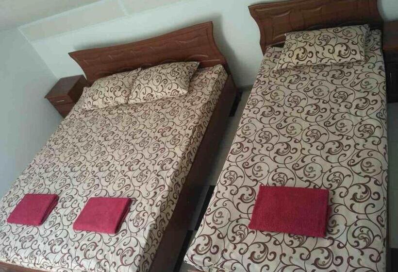 اتاق خانوادگی, Hostel Vitan