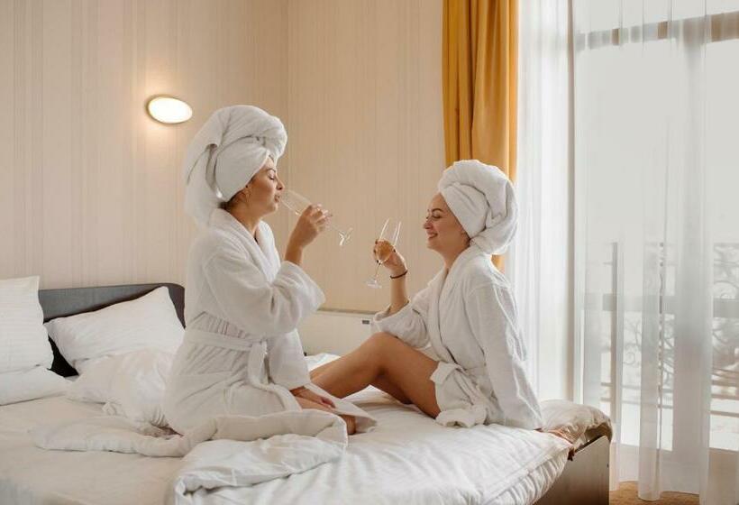 标准间, курортний готель золота корона