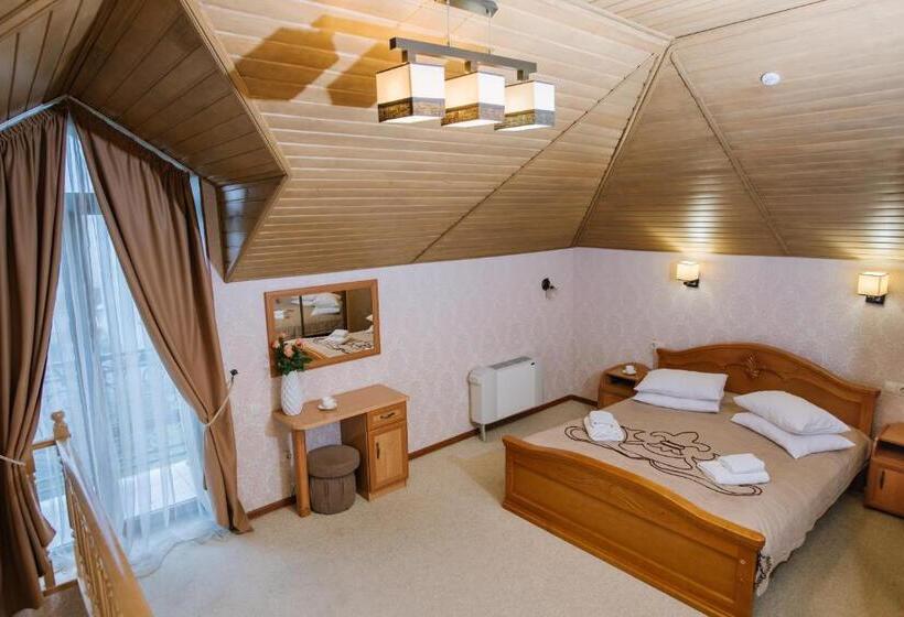 套房, курортний готель золота корона