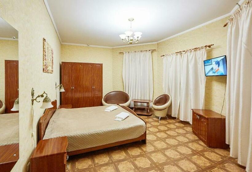 Junior Suite, Barbaris