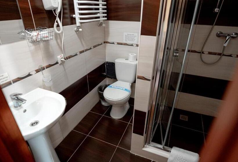 سوییت با چشمانداز کوه, Chalet Filvarok