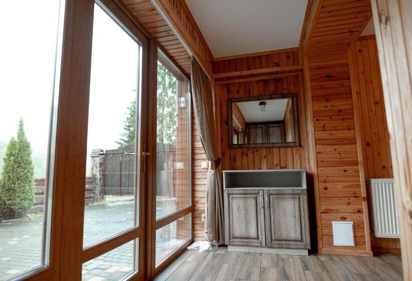 اتاق لوکس, Chalet Filvarok