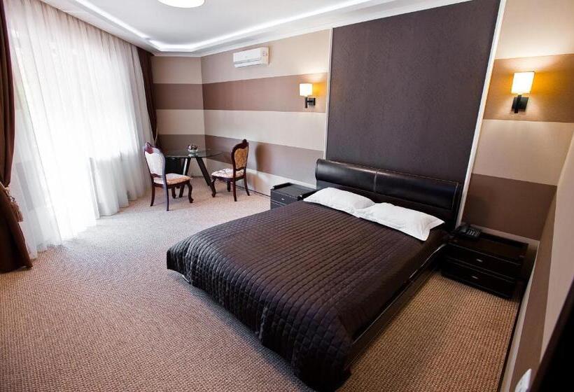 اتاق لوکس, Complex Dacha