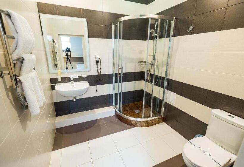 اتاق سوپریور, Complex Dacha