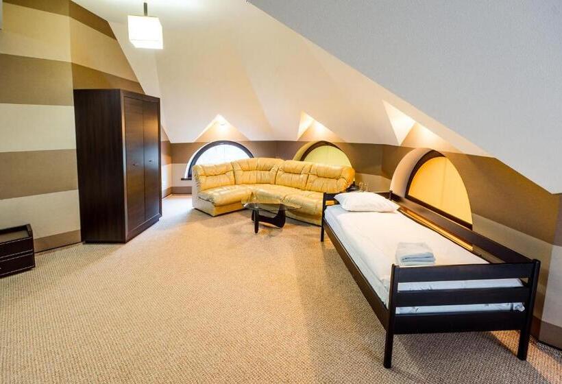 اتاق سوپریور, Complex Dacha