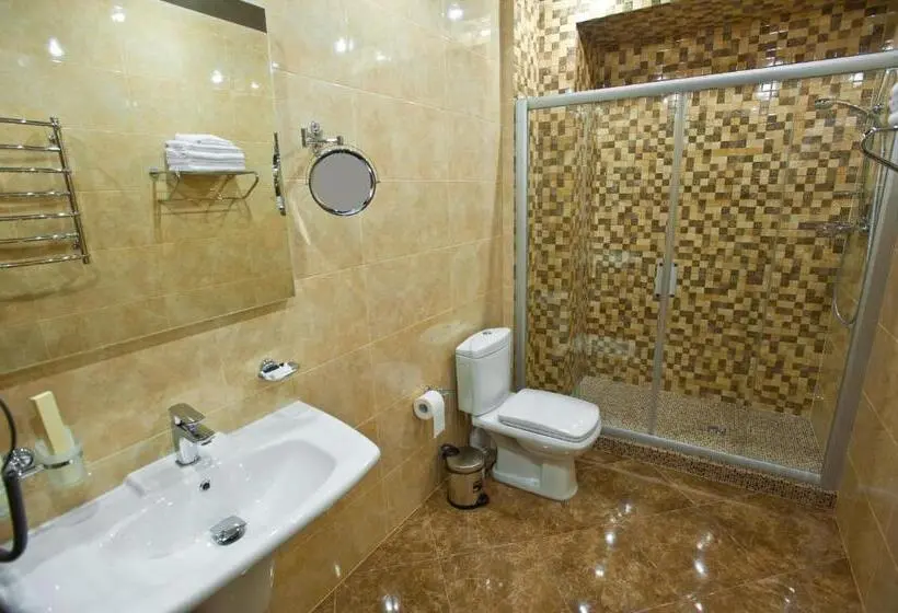 Suite, Complex Dacha